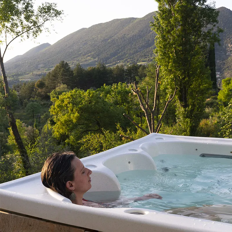 Jacuzzi privatif nuit insolite
